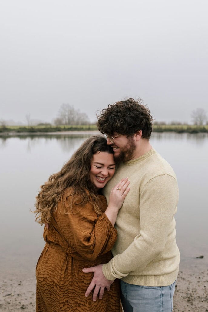 Zwangerschapsshoot Koppel Zwanger fotoshoot Gorinchem Lexmond Utrecht Vianen Spontaan Nieuwegein Gorinchem Zuid-Holland
